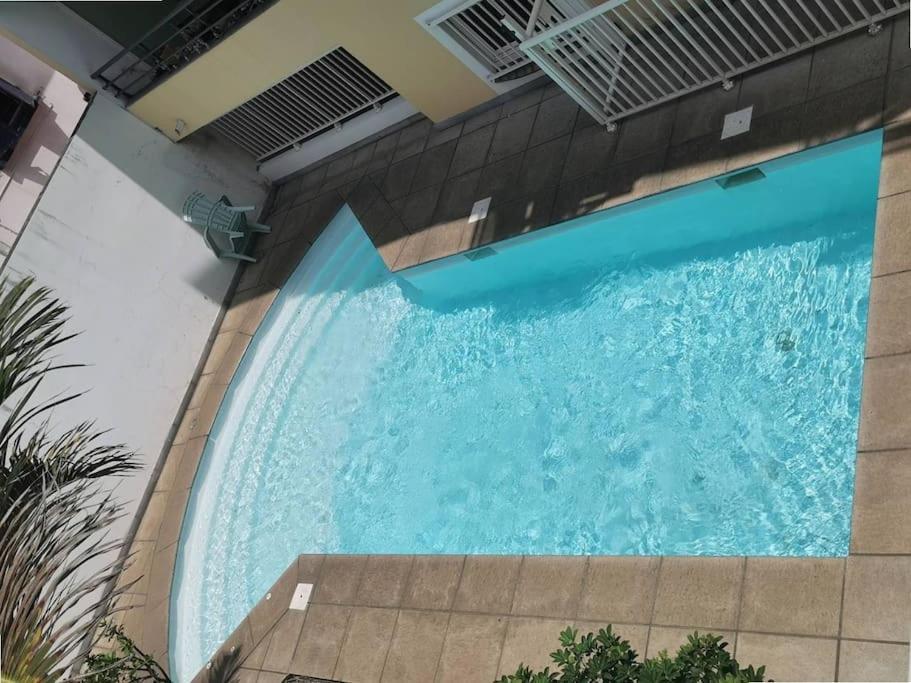 Jade - Appt 2 Chb - 4 Personnes - A 200 M Du Lagon De Saint-Pierre - Residence Avec Belle Piscine Et Parking Prive - Sur Le Front De Mer Et A 2 Pas Du Centre-Ville De St-Pierre Zewnętrze zdjęcie